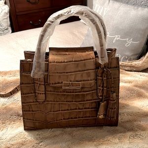 GiLi  brand new bought and never used G.I.L.I pocketbook beautiful bag !!